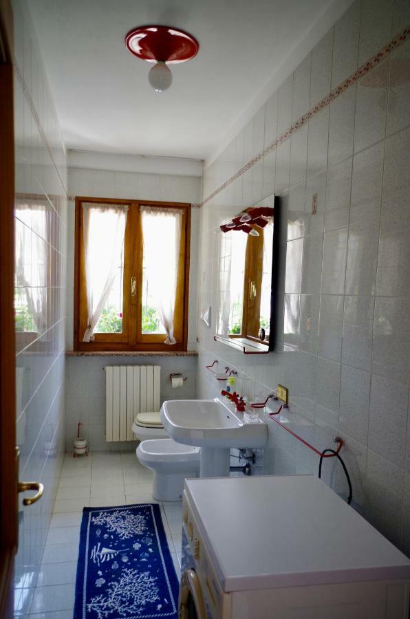 Casa Emilia Villa Riva di Solto Exterior foto