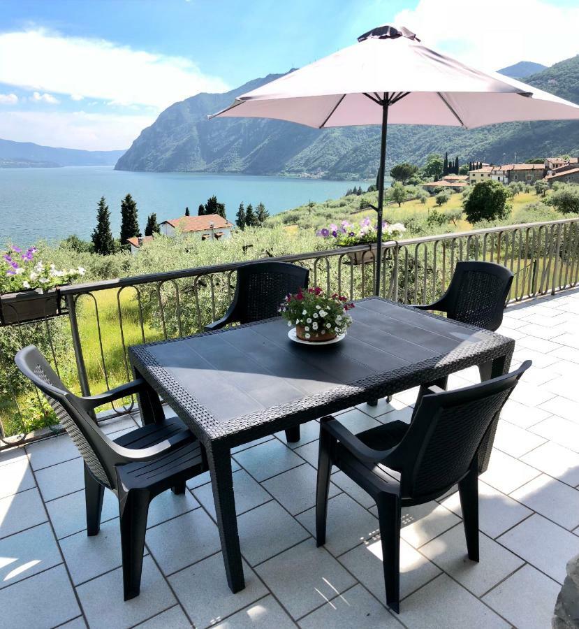 Casa Emilia Villa Riva di Solto Exterior foto